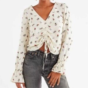 UO Deep V Cinched Front Crinkle Textured Peasant Blouse Top Ivory Multi Floral S